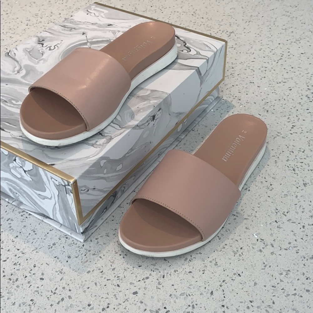 Valentina Slides